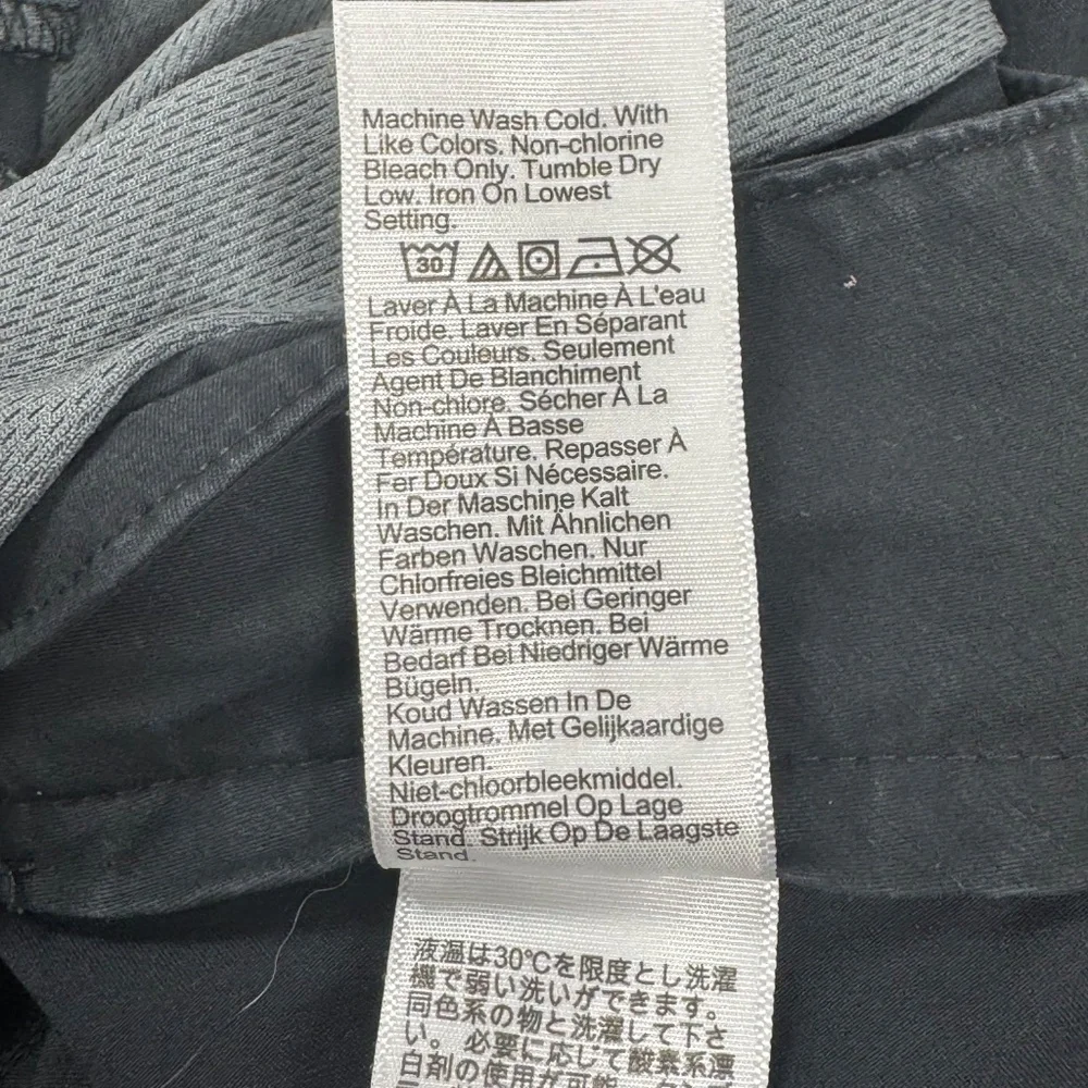 J CREW Black 484 Slim-fit tech pant for Men - Size 30 x‎ 32.